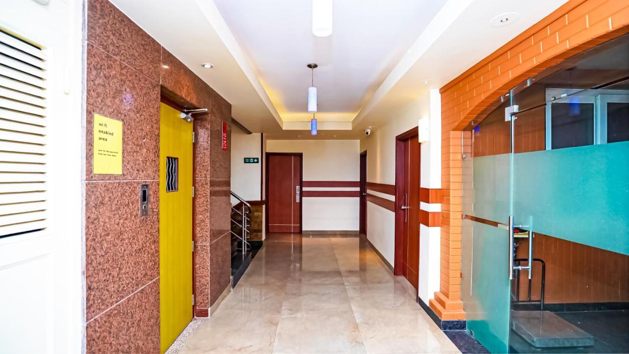 Hotel Pooja Palace New Delhi Eksteriør bilde